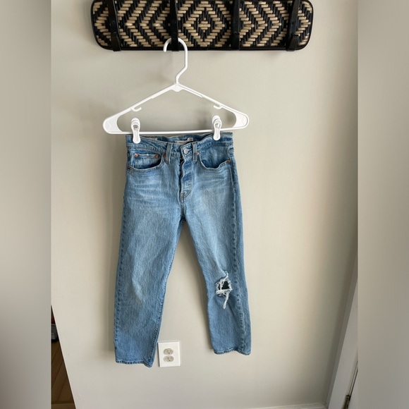 Levi's Wedgie Straight Fit Jeans - Tango Fray Light Wash Distressed - Size 24 - Picture 5 of 16